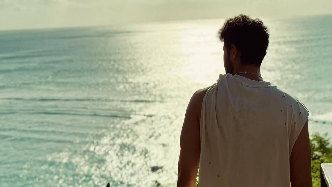 'व्ही. शांताराम' यांचा बायोपिक, 'हा' हिंदी अभिनेता साकारणार भूमिका; गेम चेंजर ठरणार चित्रपट 'व्ही. शांताराम' यांचा बायोपिक, 'हा' हिंदी अभिनेता साकारणार भूमिका; गेम चेंजर ठरणार चित्रपट