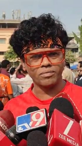 डोंबिवली शहरात कलाकारांचा क्रिकेटमध्ये धुमाकूळ.