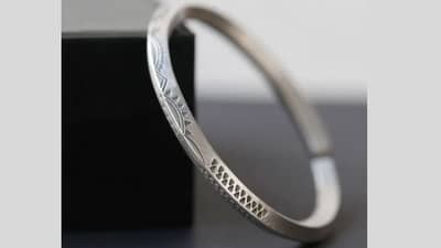 चांदीच्या कड्याचे आहेत फायदेच फायदे, अस्थिर मन होईल शांत, कोणते ग्रह होतात मजबूत?