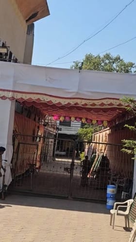 स्ट्राँग रूम बाहेर स्पीकरची व्यवस्था