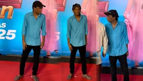 पायात स्लिपर, अंगावर साधा शर्ट; सुनील पालची अवस्था पाहून नेटकरी थक्क. पायात स्लिपर, अंगावर साधा शर्ट; सुनील पालची अवस्था पाहून नेटकरी थक्क.