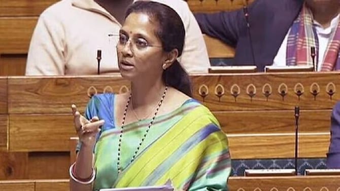 ईव्हीएमवरून विरोधकांत मोठी फूट ? सुप्रिया सुळेंच्या विधानाने टेन्शन