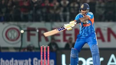 Suryakumar Yadav : आश्चर्य वाटेल, IPL 2025 मध्ये सूर्यकुमारच्या धावा बघा आणि तेच भारताकडून खेळताना अशी अवस्था, इतका फरक