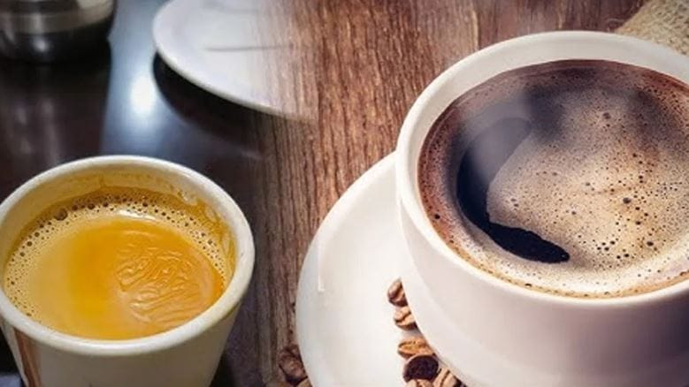 एएसएसएआयच्या आदेशानुसार हर्बल टी, ग्रीन टी, रुईबोस टी, फ्लावर टी यासारे पेय आता चहा म्हणून ओळखले जाणार नाहीत. बाजारात या पेयांना चहा असल्याचे सांगत विकले जात असेल तर त्याविरोधात कायदेशीर कारवाई केली जाणार आहे. 