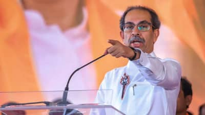 2 गुजराती आपल्याला गिळायला निघाले आहेत, उद्धव ठाकरे यांचा गंभीर आरोप, थेट म्हणाले...