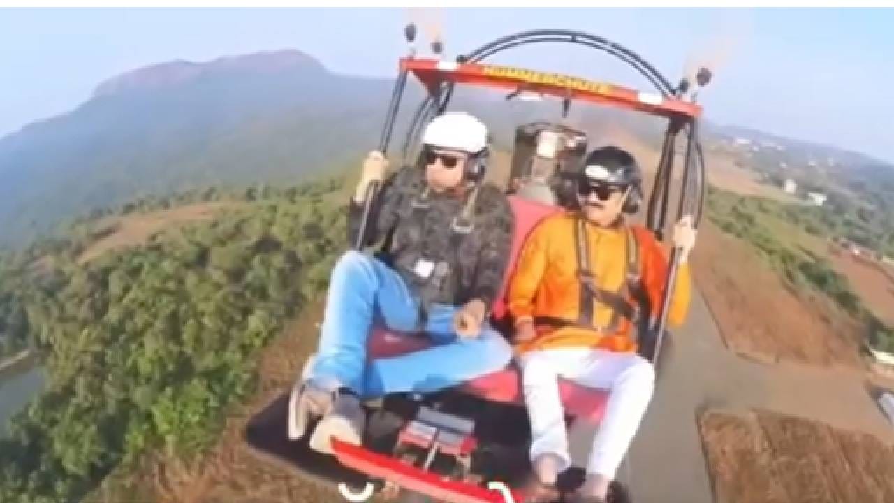 1993 मध्ये डॉ. तनपुरे यांच्या पहिल्या पोवाडा कॅसेटचे प्रकाशन झाले होते. या पोवाड्याचे प्रकाशन करणारेही विजय सेठीच होते. आज दोघांनी मिळून पुन्हा एकदा इतिहास घडवला आहे. त्यांच्या या इतिहासाची आणि धाडसाने विक्रम नोंदवला आहे.