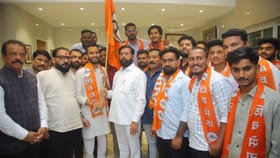 एकनाथ शिंदेंची मोठी खेळी, थेट माजी नगराध्यक्षाला दिला पक्षात प्रवेश.