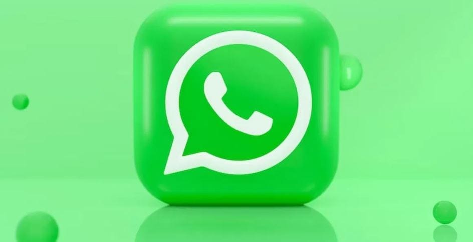 दरम्यान, तुम्ही व्हॉट्सअॅप वापरत असाल तर कोणताही संदेश पाठवताना विचार करणे गरजेचे आहे. कारण ही चुक तुम्ही केली तर तुमचे व्हॉट्सअॅपचे खाते थेट बंद होऊ शकते. महिन्याला किती व्हॉट्सअॅप खाते बॅन केले याचा एक रिपोर्ट व्हॉट्सअॅपकडून प्रत्येक महिन्याला जाहीर केला जातो. 