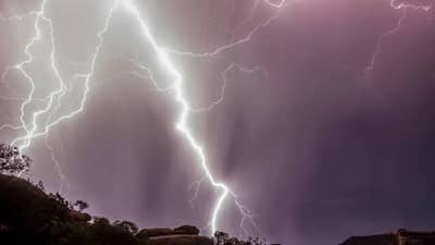 7 राज्यात अलर्ट, मोठं संकट, हाय अलर्ट जारी, आयएमडीने दिला थेट इशारा, नागरिकांनी..