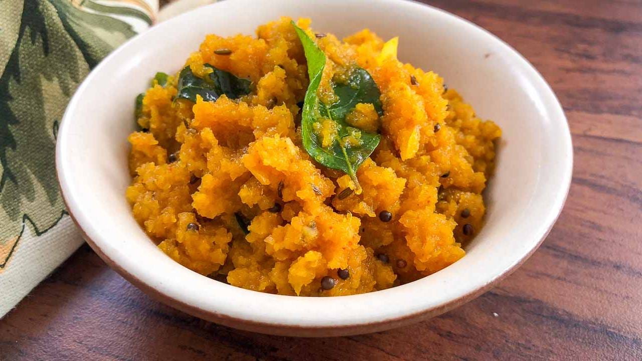 हिवाळ्यात निरोगी राहण्यासाठी सर्वात महत्वाचे आहे की, कोणत्याही पद्धतीने आपल्या शरीरात आवळा गेला पाहिजे. जर हिवाळ्यात दररोज आवळ्याचे सेवन केले तर निरोगी राहण्यास मदत होते. 