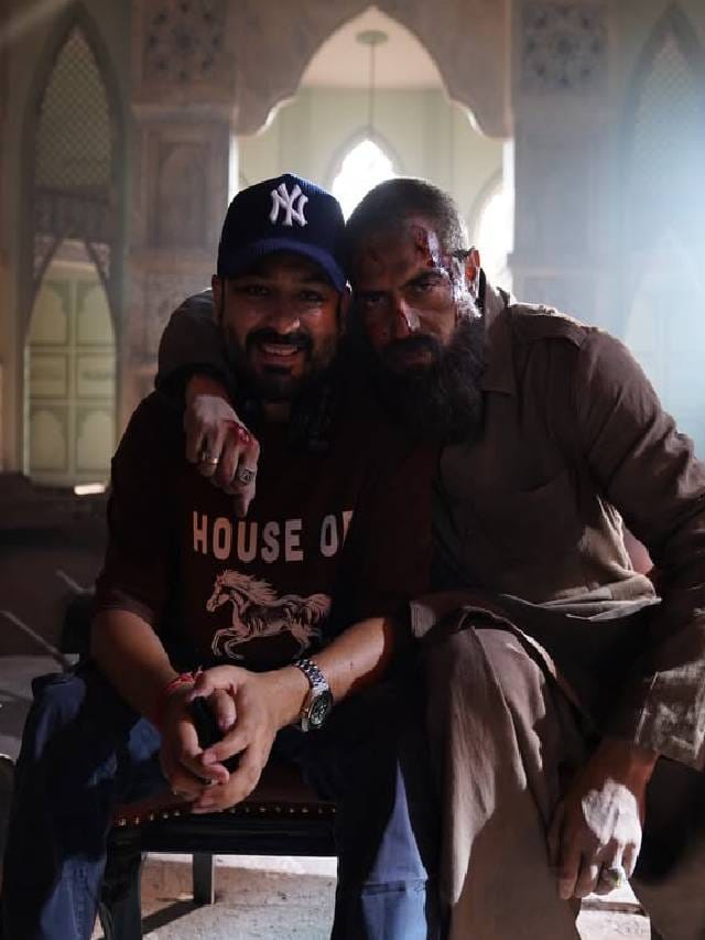 ‘धुरंधर’मध्ये क्रूर मेजर इक्बाल साकारलेला अर्जुन रामपाल किती श्रीमंत?