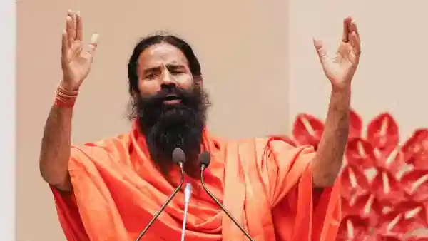 Ramdev Baba : लहान मुलांना सर्दीचा त्रास, रामदेव बाबांनी सर्दी-खोकल्यावर सांगितला रामबाण उपाय