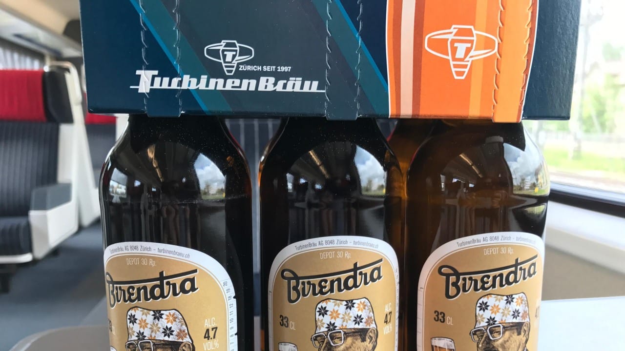 थोडक्यात सांगायचे तर तुम्ही पित असलेल्या बिअरची मूळ किंमत ही केवळ ६० ते ७० रुपयांच्या दरम्यान असते. पण टॅक्समुळे ती किंमत कधी कधी थेट दुप्पट होते. दारूला जीएसटीच्या बाहेर ठेवण्यामागचे सर्वात मोठे कारण म्हणजे राज्यांचा महसूल आहे. दारूविक्रीतून मिळणारा पैसा हा राज्य सरकारांच्या उत्पन्नाचा मोठा स्रोत आहे.