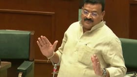 सरकारच्या चहापानावर विरोधकांचा बहिष्कार.