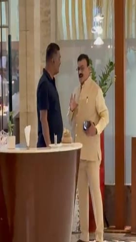 आमदार भास्कर जाधव आणि मंत्री प्रताप सरनाईक यांची भेट