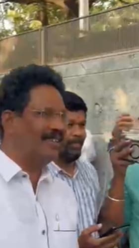 भाजपने उमेदवारी नाकारली, इच्छुकाचा थेट अजितदादा गटात प्रवेश.