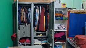 चक्क 5 पोलीसांची घरे लुटली, महाराष्ट्राला हादरुन टाकणारी चोरी. चक्क 5 पोलीसांची घरे लुटली, महाराष्ट्राला हादरुन टाकणारी चोरी.