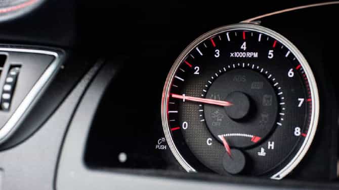 कारमधील RPM म्हणजे काय? 100 पैकी 90 लोकांना माहिती नाही, जाणून घ्या