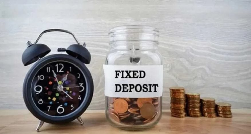 (टीप- वरच्या लेखात दिलेली माहिती ही प्राथमिक स्वरुपाची आहे. कुठेही प्रत्यक्ष वा अप्रत्यक्ष गुंतवणूक करायची असेल किंवा कोणताही आर्थिक निर्णय घ्यायचा असेल तर त्या-त्या क्षेत्रातील तज्ज्ञांचा सल्ला जरूर घ्या)