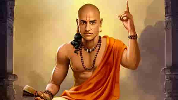 Chanakya Niti : कर्ज देण्यापूर्वी किंवा घेण्यापूर्वी चाणक्य यांच्या या गोष्टी लक्षात असू द्या