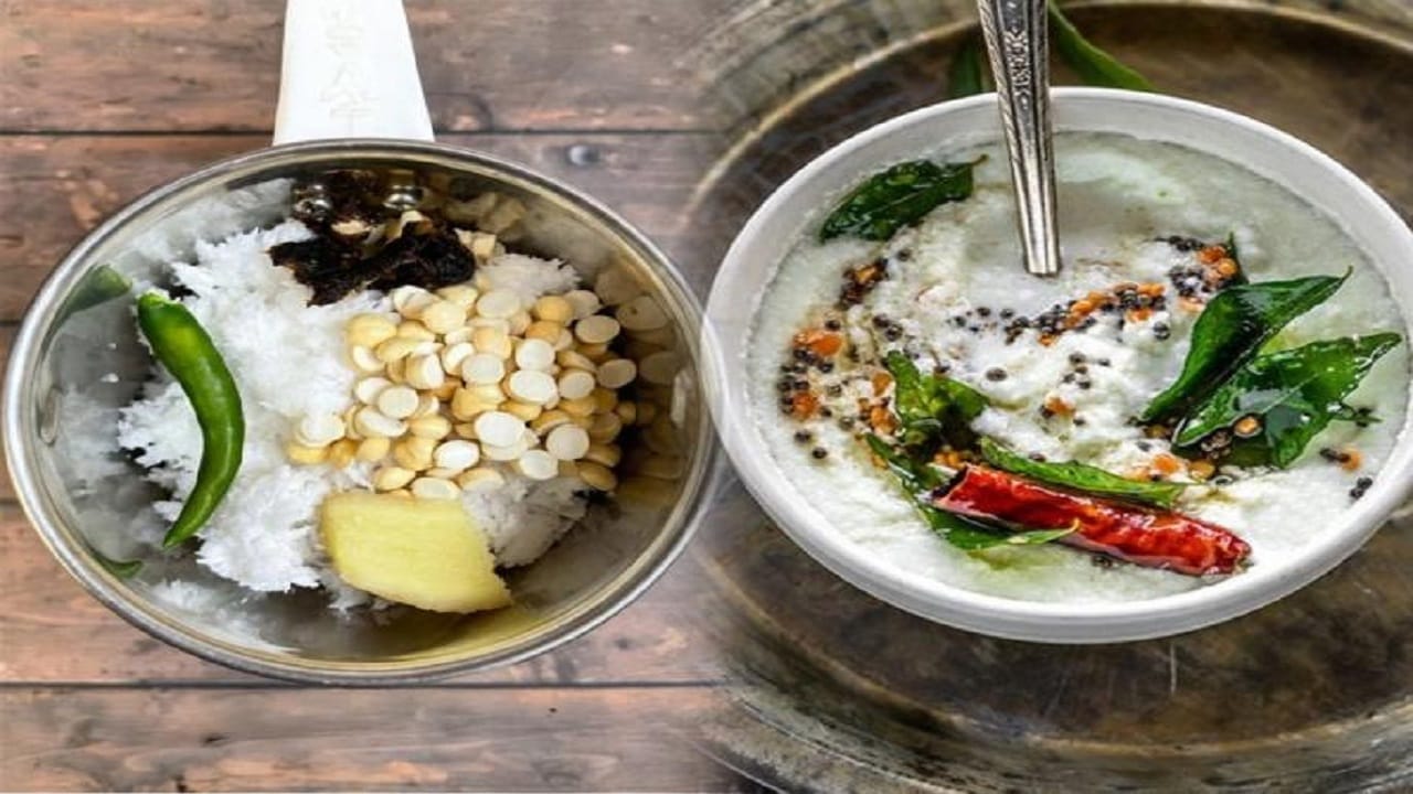 लिंबाचा रस किंवा चिंच घालून पुन्हा एकदा थोडं फिरवून घ्या.... यामुळे चटणीला आणखी चव येते... त्यानंतर फोडणी द्या. अनेकांनी फोडणी दिलेली चटणी आवडते.