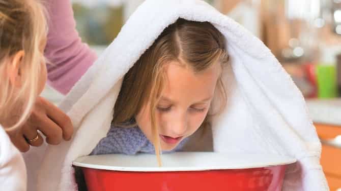 सर्दी खोकला झाल्यास लहान मुलांना वाफ देणे योग्य की अयोग्य?