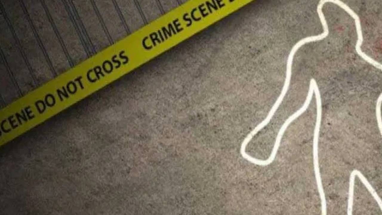 कहानी पूरी फिल्मी...1 कोटींसाठी रचला स्वत:च्या मृत्यूचा बनाव, दुसऱ्याला संपवून.. 'त्या' पुराव्याने पलटला खेळ कहानी पूरी फिल्मी...1 कोटींसाठी रचला स्वत:च्या मृत्यूचा बनाव, दुसऱ्याला संपवून.. 'त्या' पुराव्याने पलटला खेळ