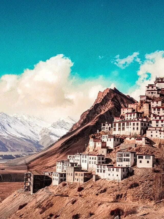 भारतातील ‘थंड वाळवंट’ कुठे आहे? तरुणांमध्ये आहे प्रचंड क्रेझ