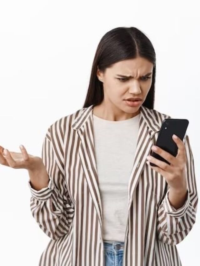 मोबाईलचं स्टोरेज भरलंय, WhatsApp तर कारण नाही ना ? हे काम करा