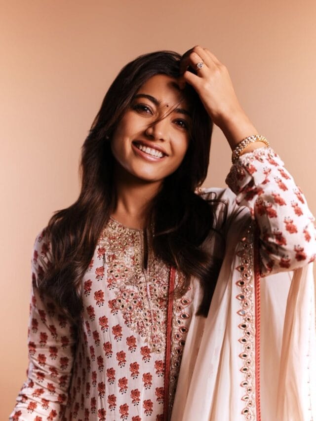 रश्मिका मंदाना हिच्या साध्या लूकवर चाहते भाळले, फोटो पाहून तुम्हीही म्हणाल...