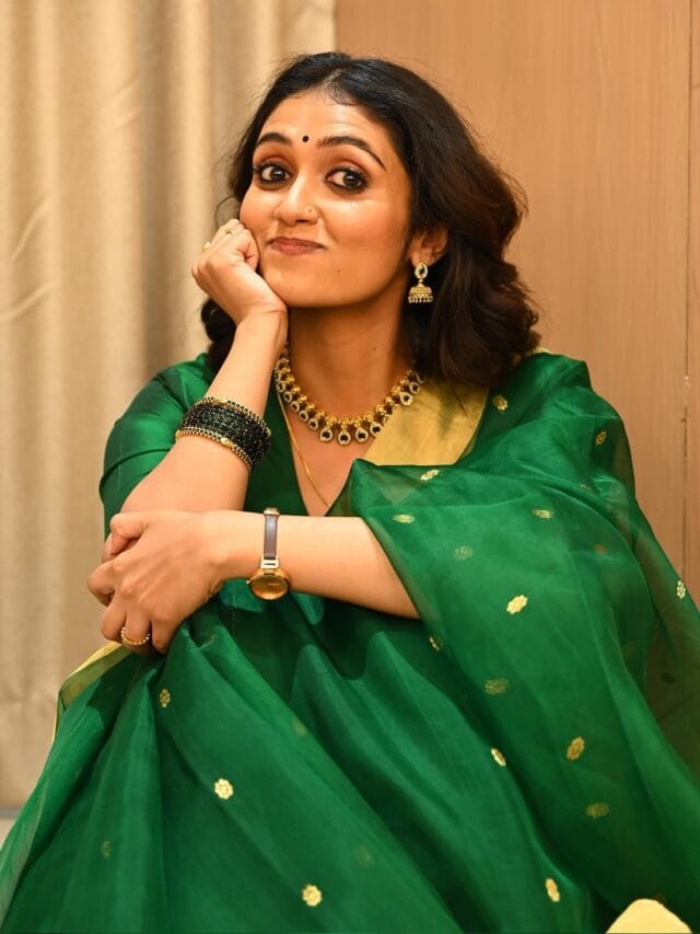 सैराट फेम अर्चीचं दिवसागणिक वाढतंय सौंदर्य, हिरव्या साडीत दिसतेय प्रचंड सुंदर