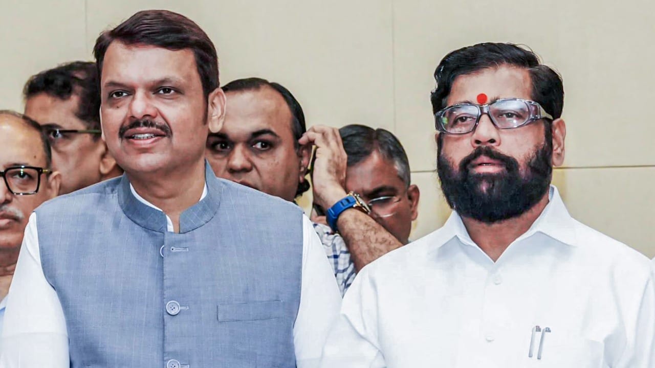 तुम्ही एक घ्याल, आम्ही चार फोडू; भाजपचा थेट इशारा, मोठा राजकीय भूकंप होणार तुम्ही एक घ्याल, आम्ही चार फोडू; भाजपचा थेट इशारा, मोठा राजकीय भूकंप होणार