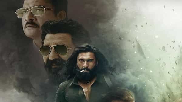 सध्या थिएटरपासून सोशल मीडियापर्यंत.. सर्वत्र आदित्य धर दिग्दर्शित 'धुरंधर' या चित्रपटाचीच चर्चा आहे. जर तुम्ही हा चित्रपट अद्याप थिएटरमध्ये पाहू शकला नाहीत, तर काळजी करू नका. कारण लवकरच हा चित्रपट ओटीटीवर प्रेक्षकांच्या भेटीला येणार आहे. एका प्रसिद्ध ओटीटी प्लॅटफॉर्मने या चित्रपटाचे डिजिटल राइट्स विकत घेतले आहेत.