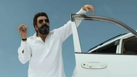 'धुरंधर' चित्रपटात कोणकोणत्या कार वापरण्यात आल्या?. 'धुरंधर' चित्रपटात कोणकोणत्या कार वापरण्यात आल्या?.