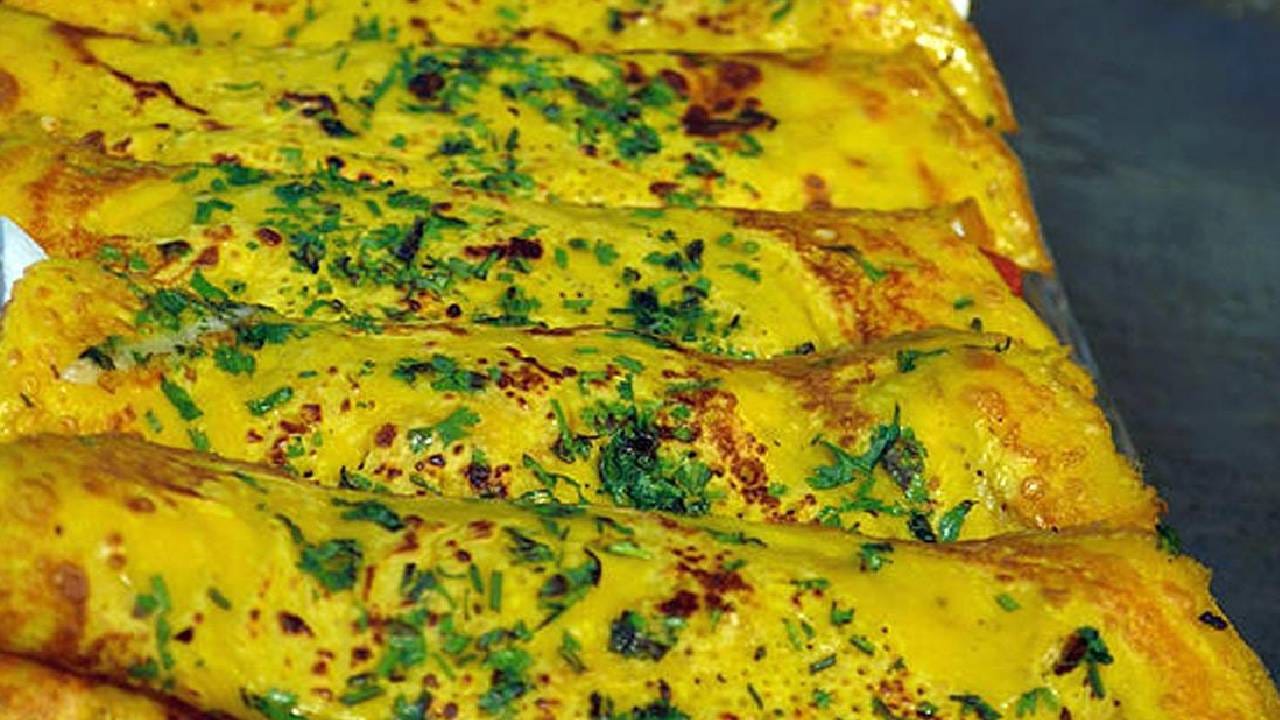 कडधान्याचा चीला तयार करा आणि खा. दुपारच्या जेवणातही चीला आणि हिरवी भाजी कोणतीही खा किंवा पनीरही खाऊ शकता. रात्री सलाड किंवा सूप प्या. यामुळे वजन कमी होण्यास मदत होईल. 