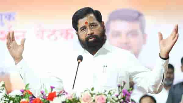 तब्बल 38 वर्षांची साथ सोडली..., भाजप-शिवसेनेला खिंडार; शिंदेंच्या बालेकिल्ल्यात काँग्रेसची मोठी खेळी