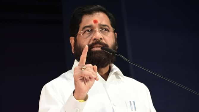 BMC Election : एकनाथ शिंदेंकडून गुपचूप एबी फॉर्मचे वाटप, पाहा कुणाचं नशीब उघडलं?