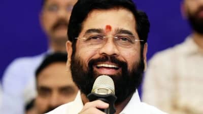 मुंबई होणार झोपडपट्टी मुक्त, ५० एकरपेक्षा मोठ्या भूखंडांवर क्लस्टर रिडेव्हलपमेंट