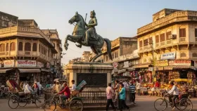 पुतळ्यावरील घोड्याचा पाय हवेत असेल तर अर्थ काय? योद्धाच्या मृत्यूशी