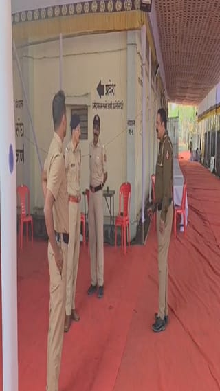 ईव्हीएम मशीन असणाऱ्या स्ट्रॉंग परिसरात सीसीटीव्ही कॅमेरासह पोलिसांचा मोठा कडेकोट बंदोबस्त