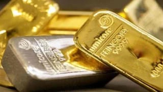 Gold Rate : सोन्याचा भाव धाडकन घसरला, किती रुपयांनी स्वस्त? 10 ग्रॅम रुपयांसाठी फक्त…
