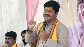 Nagar Parishad election : पडळकरांनी मैदान मारलं, काँग्रेसला मोठा धक्का.