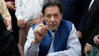 Imran Khan News: अखेर शाहबाज सरकाराने गुडघे टेकले! इमरान खान यांच्याबाबत घेतला मोठा निर्णय