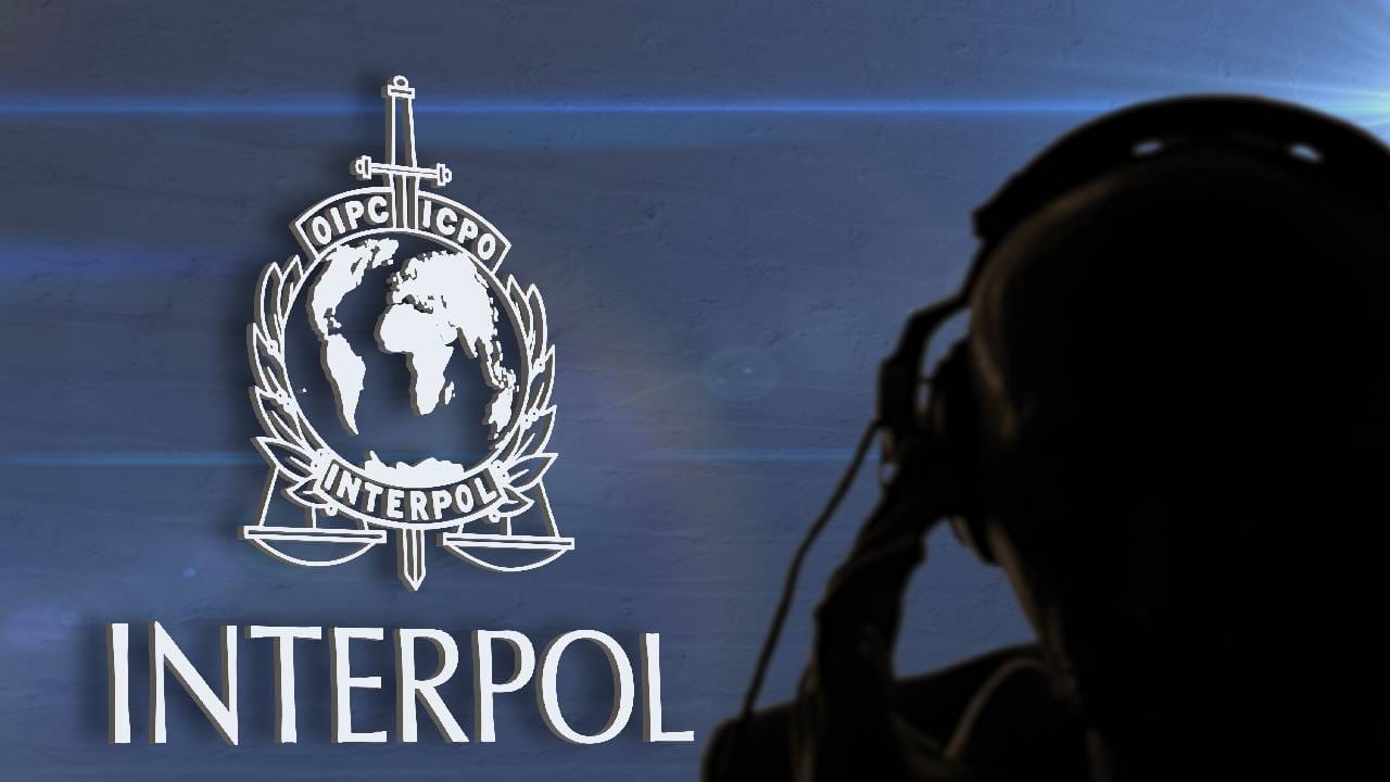 गुन्हेगार कुठेही असो, लपून राहू शकत नाही.. 7 रंगांच्या मदतीने इंटरपोल कसा घेतो शोध?