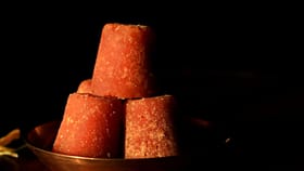 डब्ब्यात की फ्रीजमध्ये, गूळ ठेवण्यासाठी योग्य जागा कोणती? गृहिणींनो.