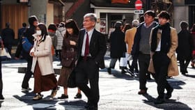 अख्खा देश होतोय रिकाम, लोक होतायत अचानक गायब; नेमकं काय घडतंय?. अख्खा देश होतोय रिकाम, लोक होतायत अचानक गायब; नेमकं काय घडतंय?.