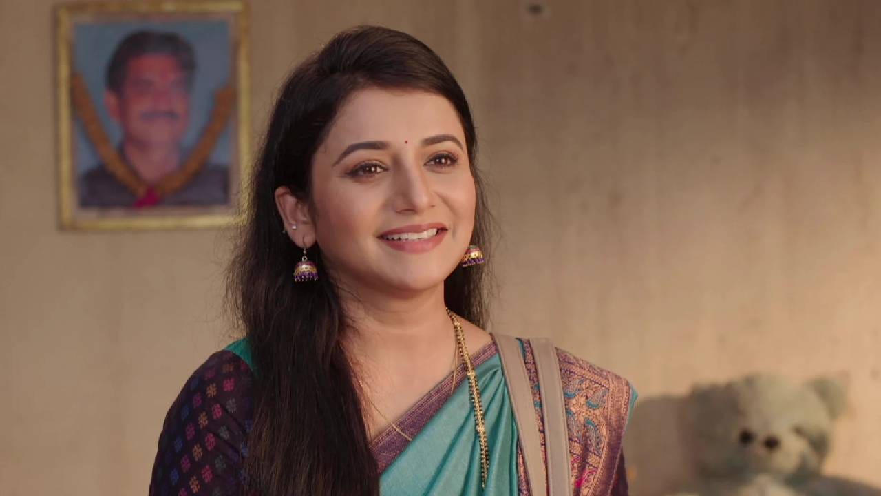 देवाला सतत सांगत होते..; ‘ठरलं तर मग’ फेम जुई गडकरीने का मानले दत्त महाराजांचे आभार?