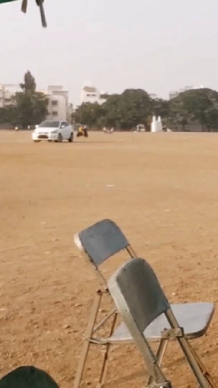 मालेगावच्या जॉगिंग ट्रॅकच्या मैदानावर रिल स्टारांची स्टंटबाजी