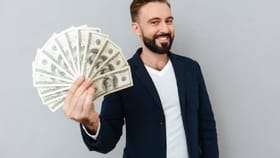 वयाच्या तिशीनंतर बघायचं कामच नाही, हे लोक झटपट होतात धनवान ; मूलांक...