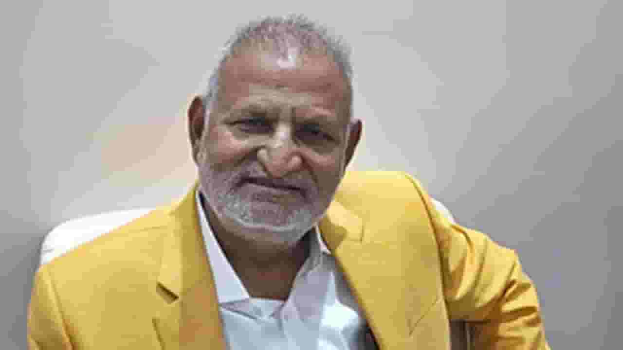 Manikrao Kokate : माणिकराव कोकाटे यांची अटक अटळ? कायदेशीर अडचणी वाढल्या, सुनावणी पुढे ढकलली अन्... Manikrao Kokate : माणिकराव कोकाटे यांची अटक अटळ? कायदेशीर अडचणी वाढल्या, सुनावणी पुढे ढकलली अन्...